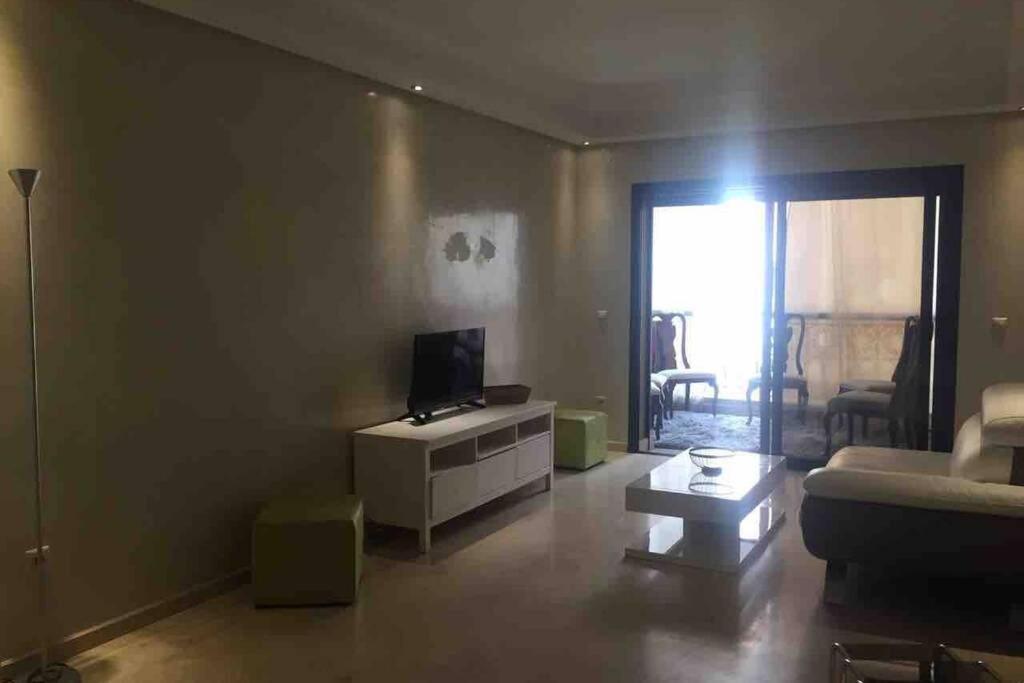 Appartement Tout Confort Avec Possibilite Transport Aeroport Marrakesh Exterior foto