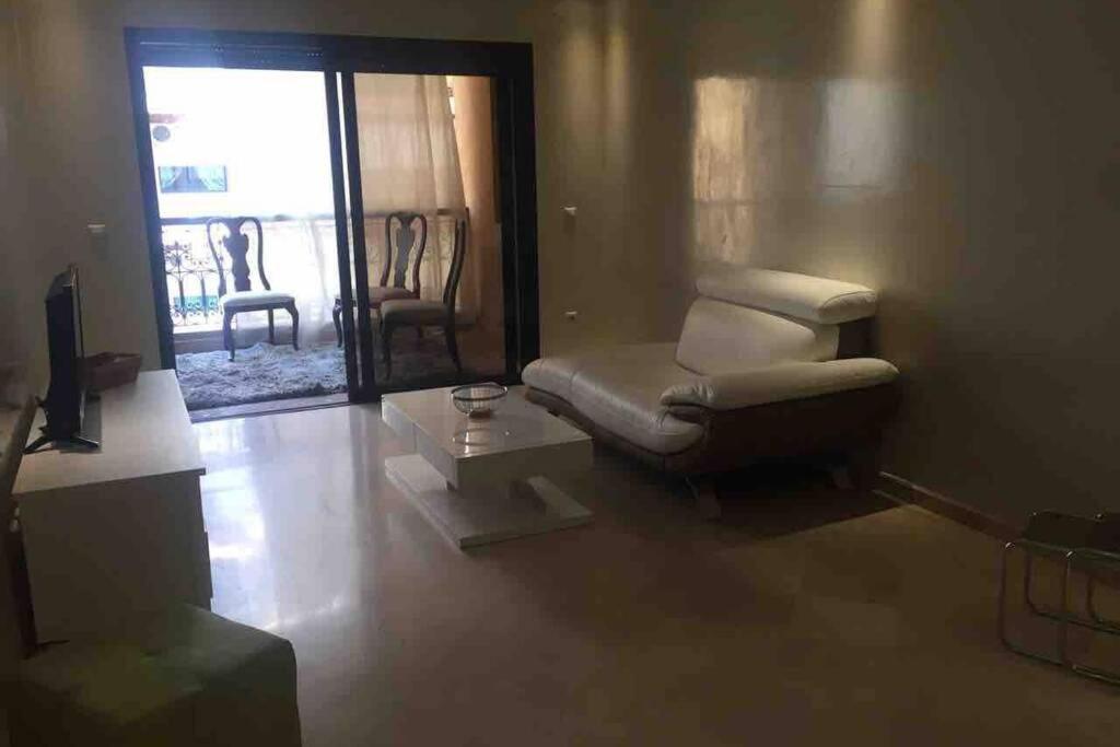 Appartement Tout Confort Avec Possibilite Transport Aeroport Marrakesh Exterior foto