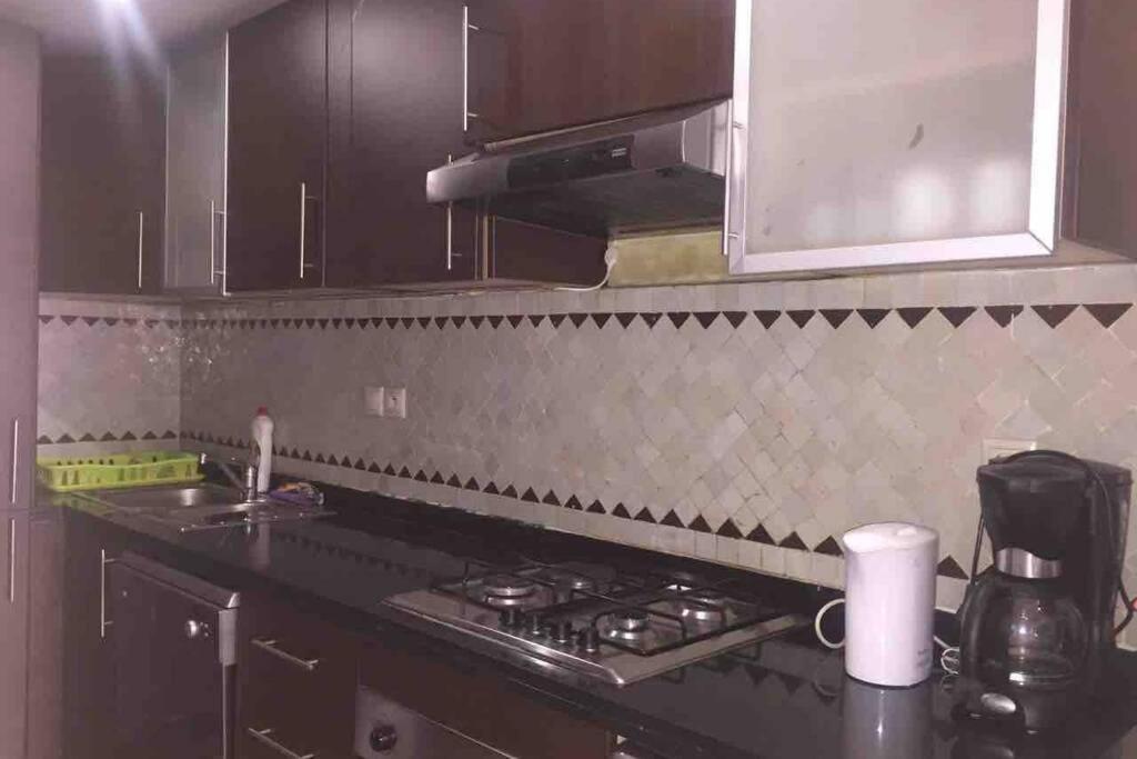 Appartement Tout Confort Avec Possibilite Transport Aeroport Marrakesh Exterior foto