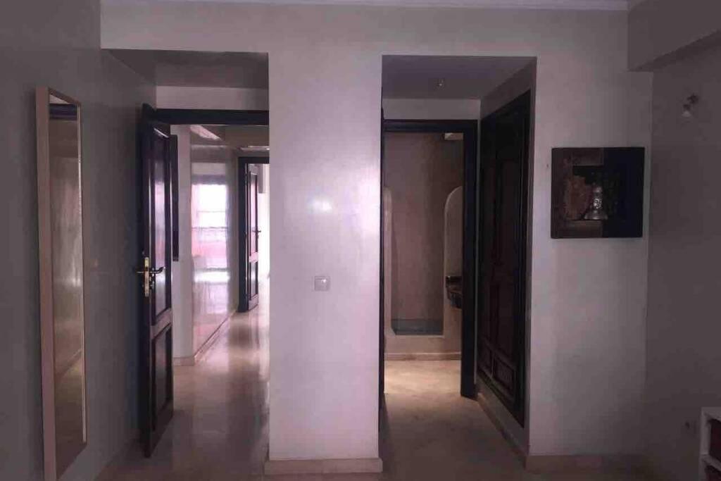 Appartement Tout Confort Avec Possibilite Transport Aeroport Marrakesh Exterior foto